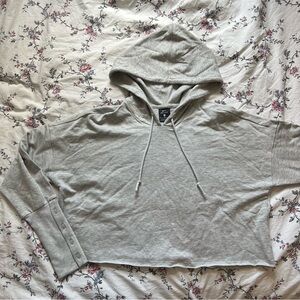 nike dri-fit cropped hoodie